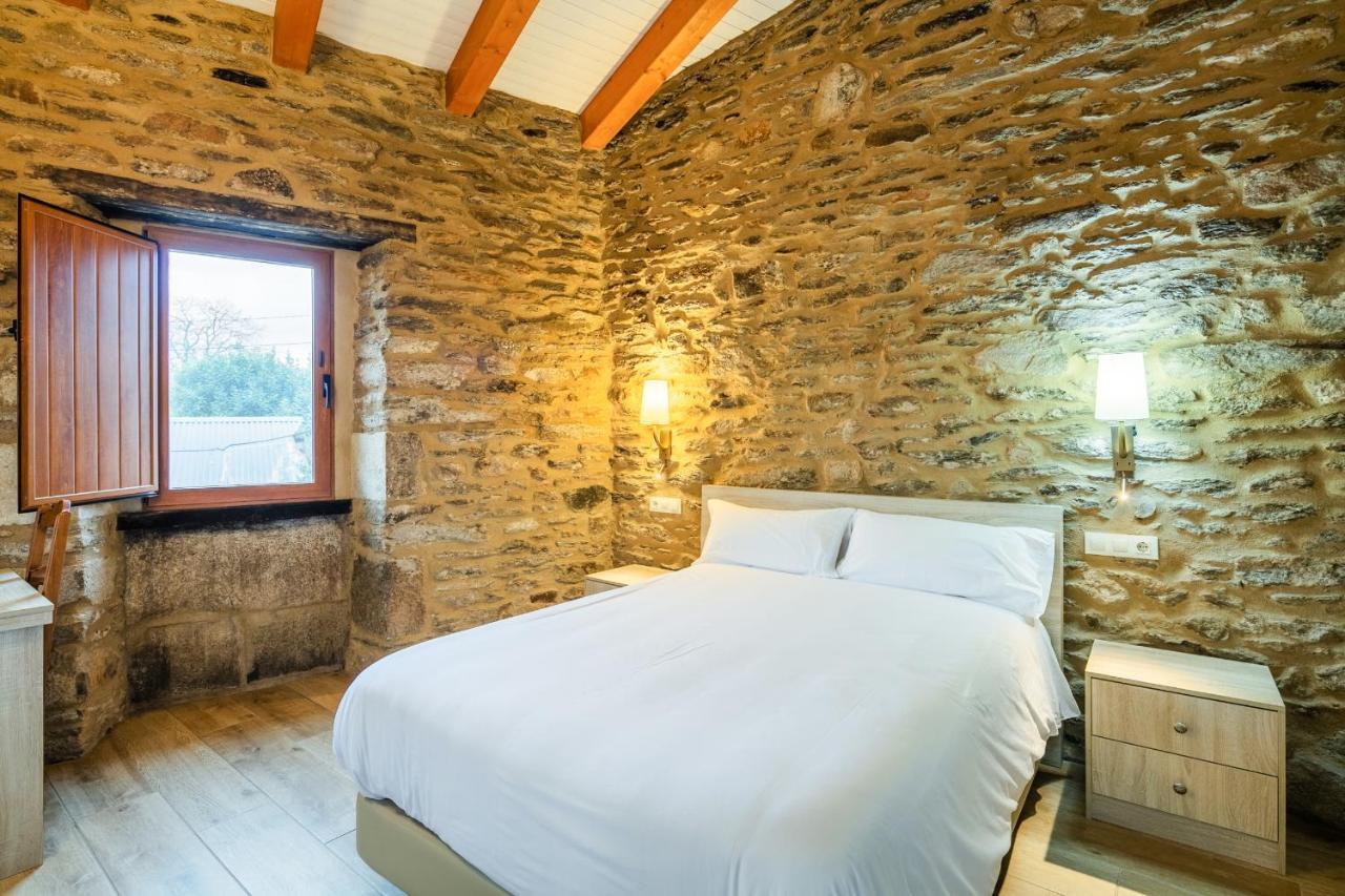 โอ ตรันกาโย Hotel Viana do Bolo ภายนอก รูปภาพ