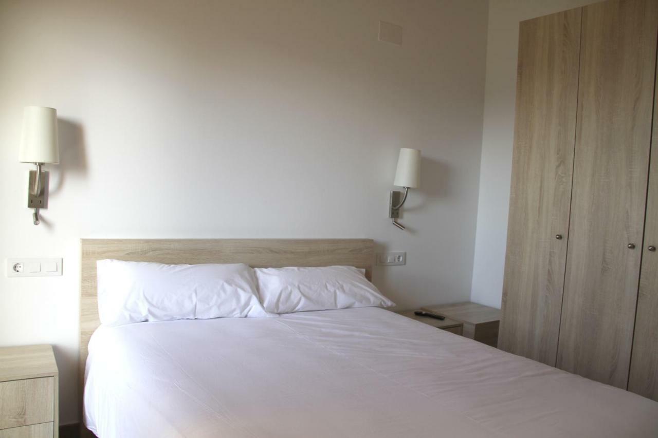 โอ ตรันกาโย Hotel Viana do Bolo ภายนอก รูปภาพ